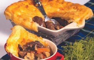 Steak and mushroom pie