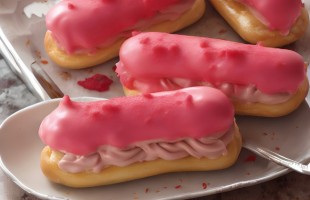 &Eacute;clair ruby ai frutti di bosco