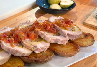 Arista all&rsquo;arancia, pere e salsa agrodolce