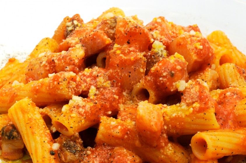 Rigatoni co’ la pajatella 