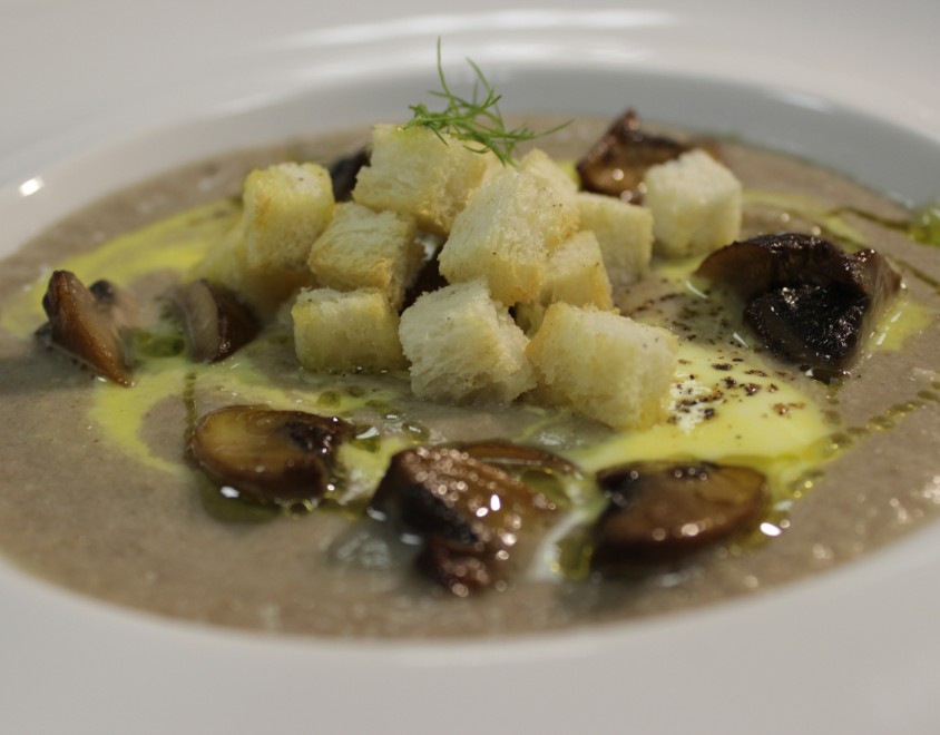 Crema di funghi, porri e patate 